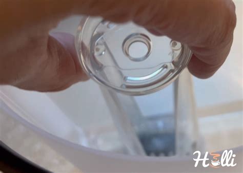 How to Clean a Keurig Water Reservoir: 11 Steps。